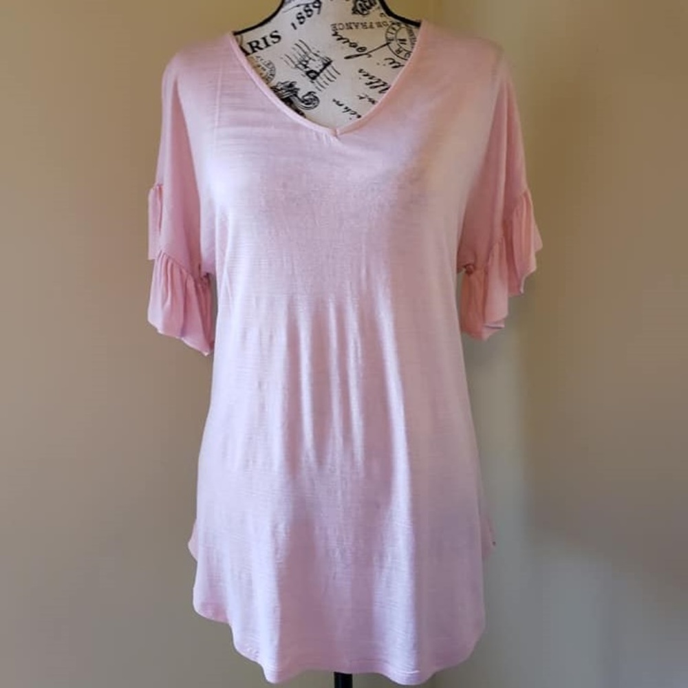 ๐บ Pink Flowy Ruffle Sleeve Blouse ๐บ - Picture 5 of 6